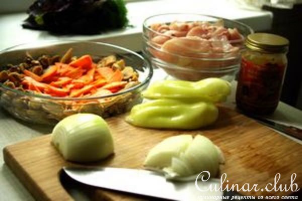 Ленивое жаркое из курицы и грибов