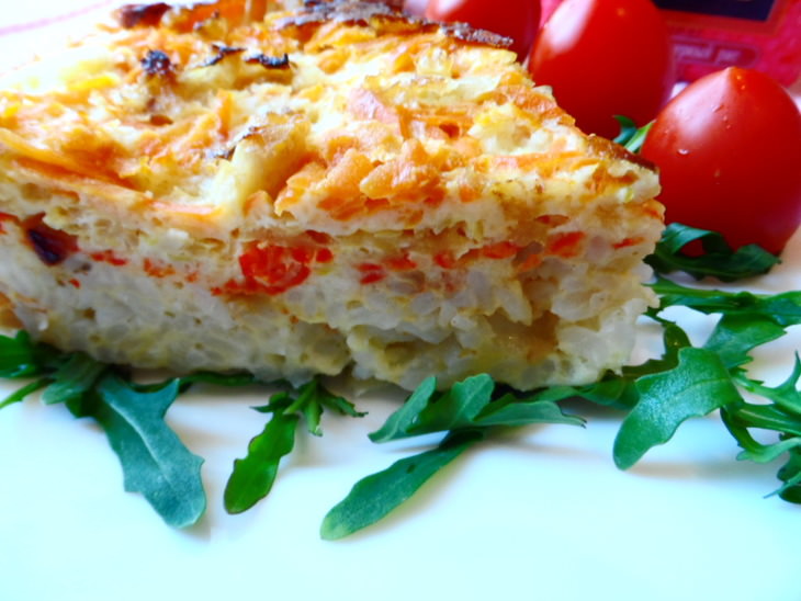 Овощная запеканка с рисом и креветками.