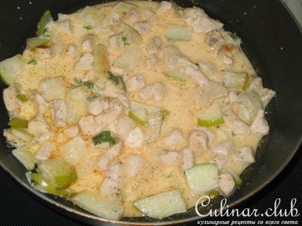 курочка с яблоками