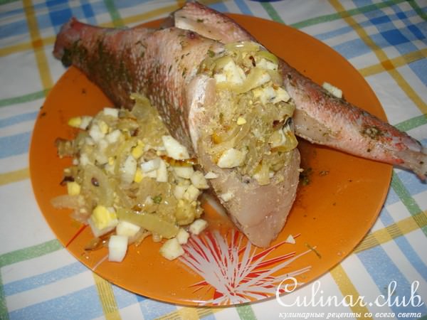 Морской окунь жареный с гарниром