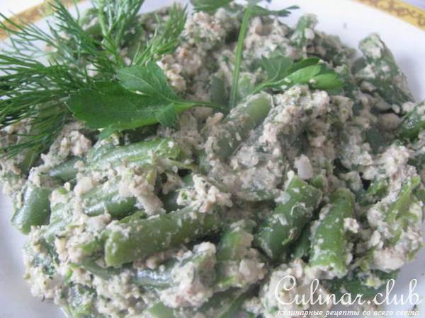 Стручковая фасоль с орехами