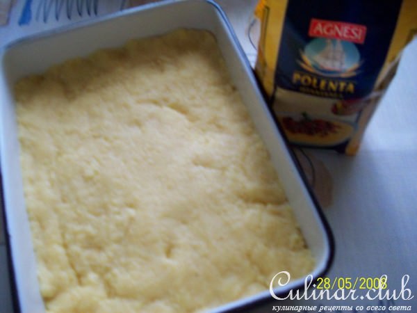 Полента (мамалыга) с соусом из кураги