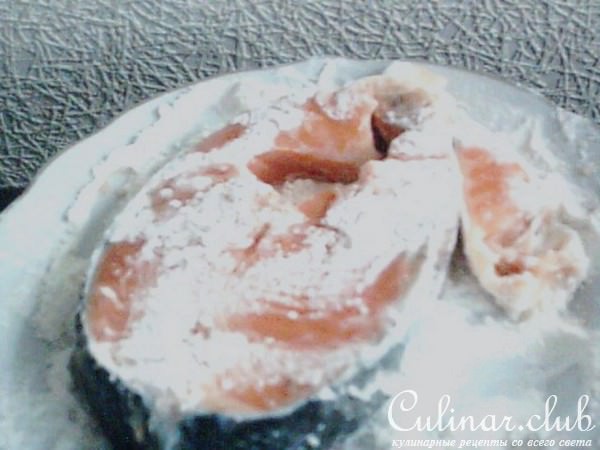 Семга с соусом