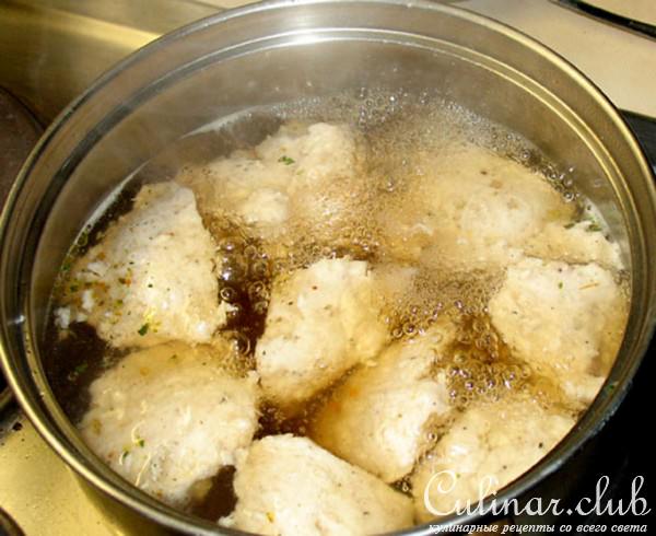 Паста (из цельного зерна) с томатным соусом и ньоками из пёстрого окуня(тилапии)