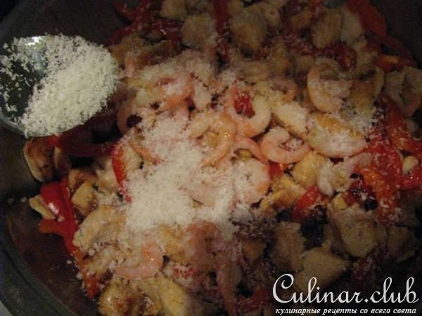 Курица с креветками