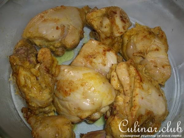 Куриные окорочка тушеные с луком