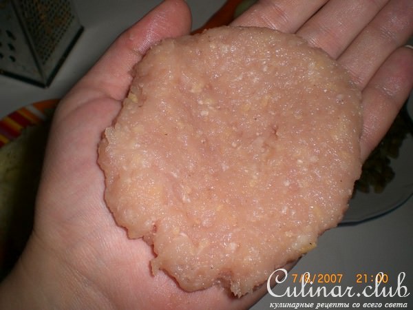 Биточки с грибами