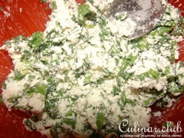 Вареники с творогом и черемшой из ржаного теста