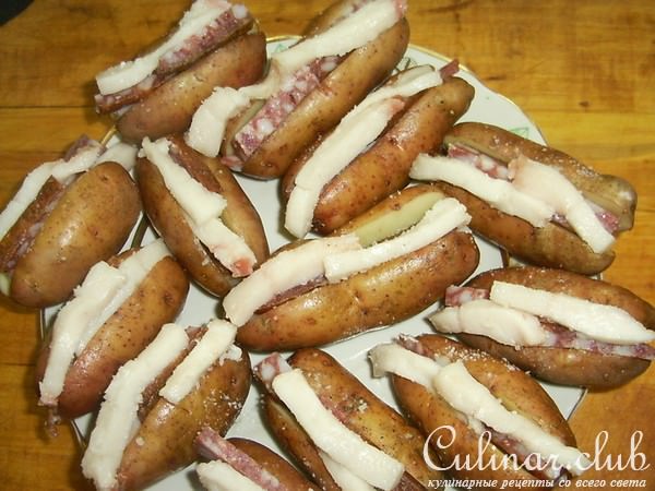 Картошка запеченная в фольге