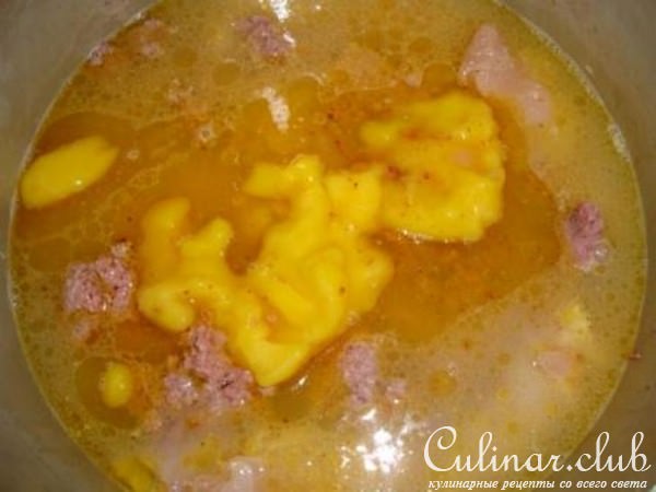 Плов из куриных грудок и орехов