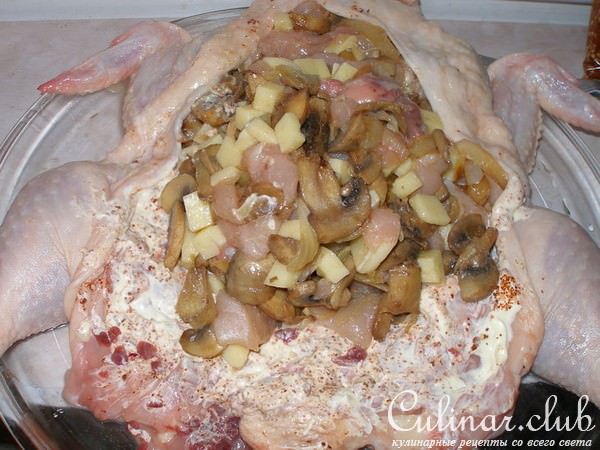 Курица фаршированная грибочками и сыром (без костей)Вариант