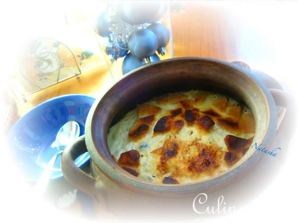 Рисовая,молочная каша с яблоком и сухофруктами из духовки.