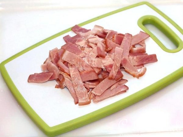 Кабачковый пирог с беконом