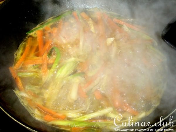 Куриная грудка-кари с яблоками