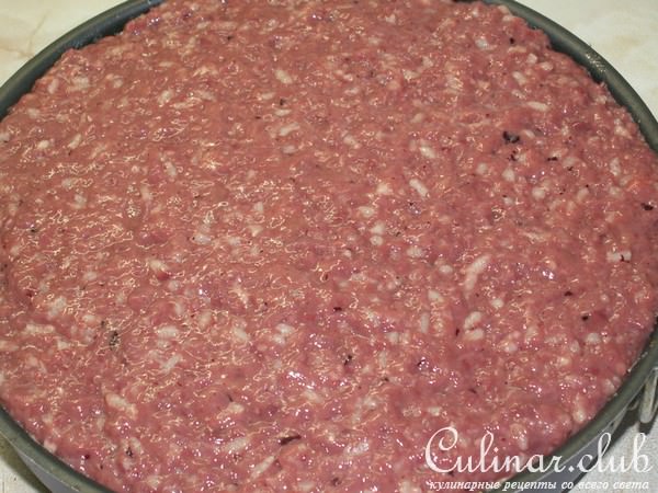 Мясной пирог с куриными потрошками