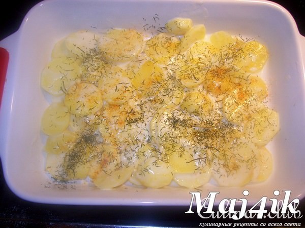 Сливочно-картофельный гратен с лососем и другими вкусностями