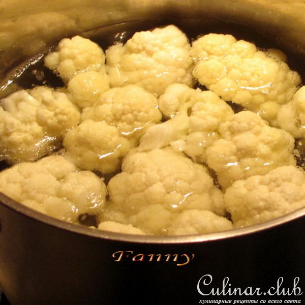 Цветная капуста, запеченная с грибами и сыром