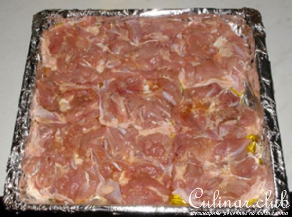 Окорочка запеченные с грибами и сыром