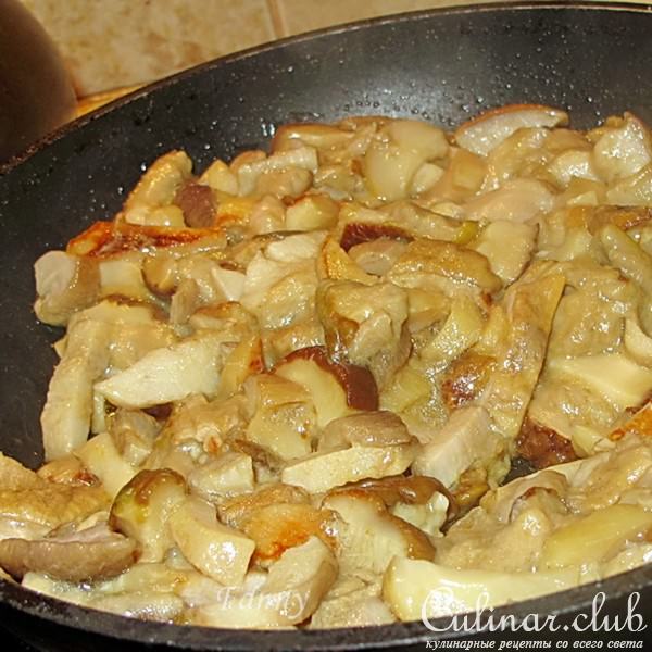 Фасоль, тушеная с грибами