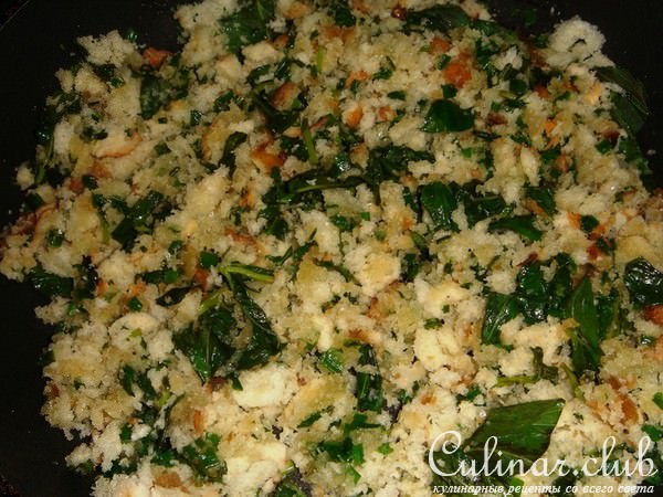 Жаренная баранья нога с мятно-луковой корочкой