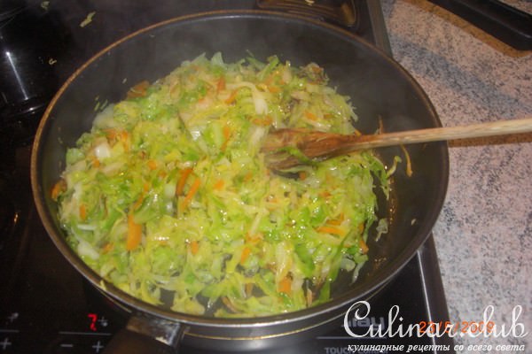 запеканка с картофелем,капустой и фаршем