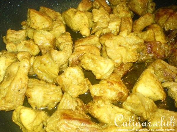 Мясо с ананасом и табаско