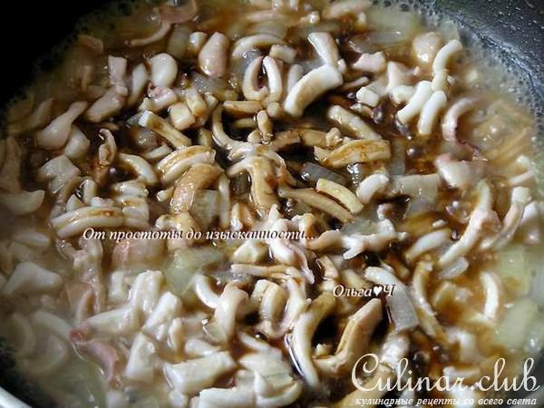 Роллы с кальмарами и огурцом