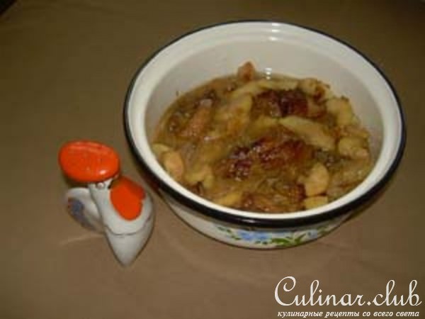 Курица с яблоками