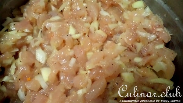 Наш сытный, пикантный завтрак- куриная котлета с козьим сыром в лаваше!
