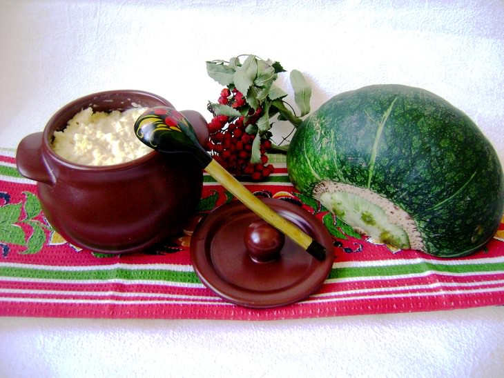 Каша пшенная с тыквой, томленая в горшочках. Русская кухня.