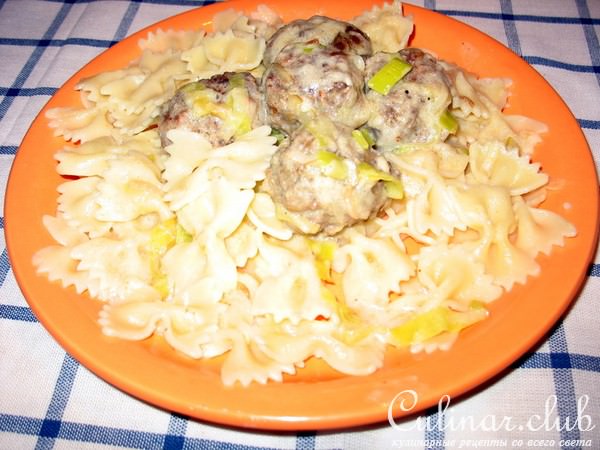 Тефтели для тинейджеров с чипсами и орешками