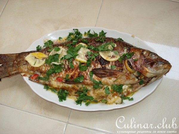 Карп с овощами