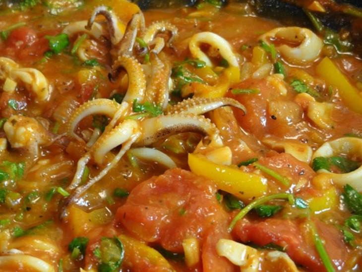 " Соус с Кальмарами и Рисом "