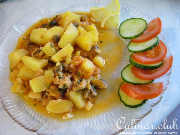 Картошка, тушеная с дарами моря „На пиру у Посейдона“