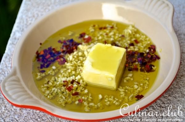 Креветки с чесноком в масле (Gambas al ajillo)