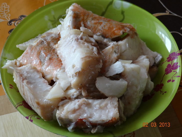 Слоёный пирог с окунем, пшеном и итальянскими лепёшками
