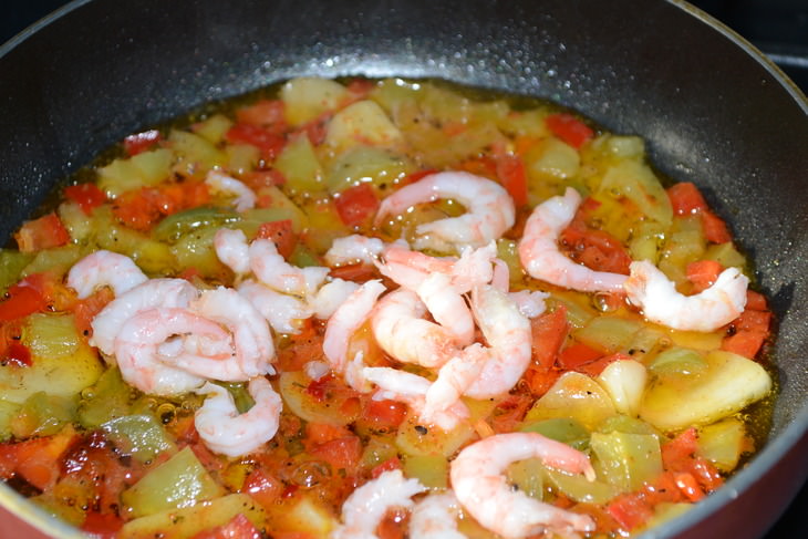 Тайский жареный рис с креветками (Khao phad kung)