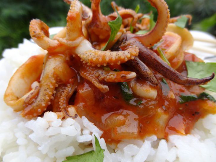 " Соус с Кальмарами и Рисом "