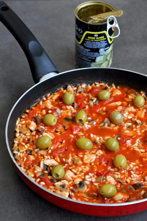 Паэлья с морепродуктами и курицей 2 (Shellfish and Chicken Paella)