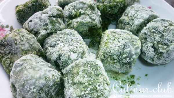 Свинина в шпинатном соусе с рисом