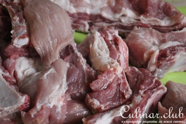 Запеченные свиные ребрышки с ароматным рисом