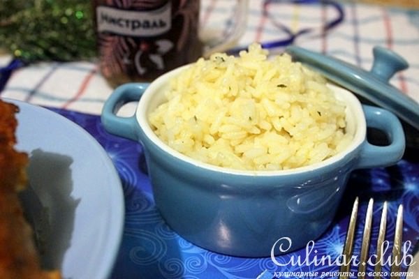 Запеченные свиные ребрышки с ароматным рисом