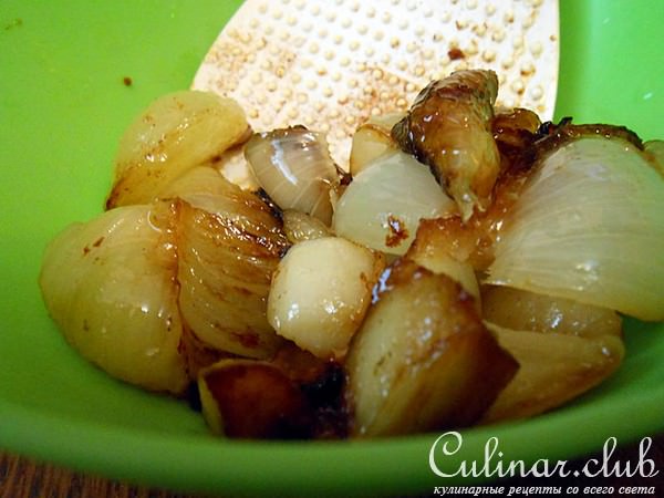 Индюшачьи сердечки с фасолью и осенними овощами (свежими и маринованными) в тажине