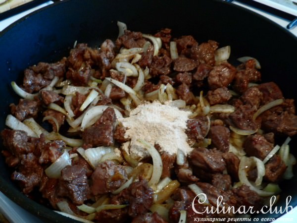 Мясная подлива,с добавлением лисичек(обед выходного дня)