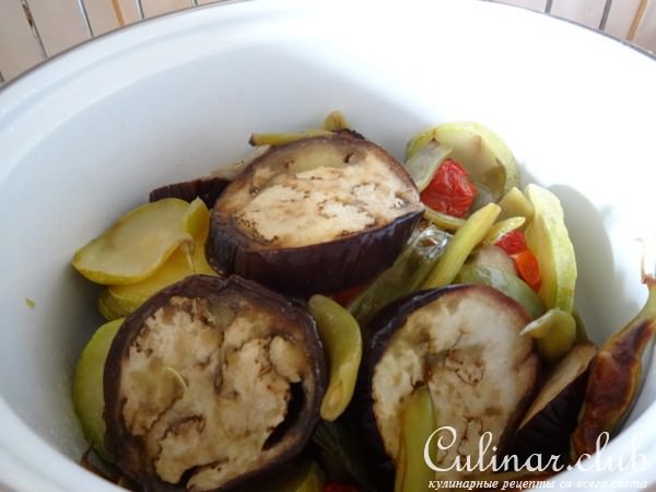 борани с курицей и стручковой фасолью