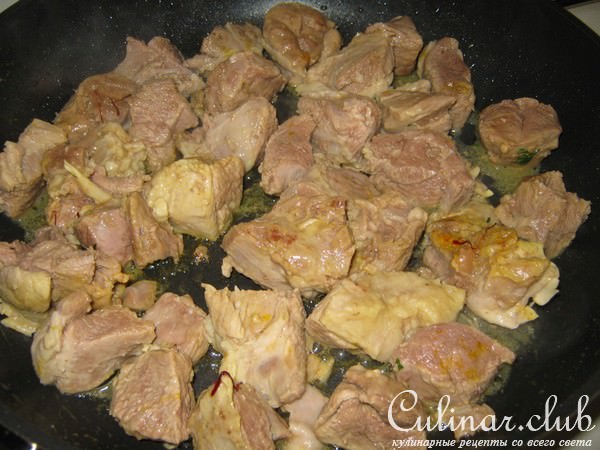 Мясо с зеленью -"сябзи гоурма"