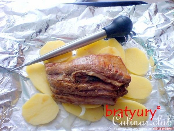 грудинка свиная в духовке. Авторский рецепт