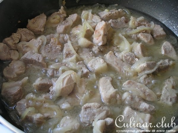 Свинина с картофелем, цуккини и эстрагоном