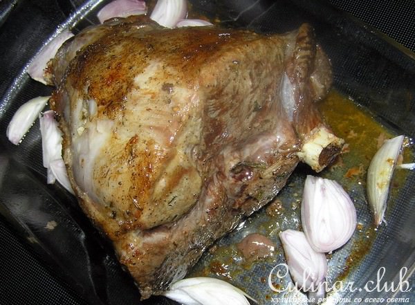 Жаркое из ягненка с мятно-фисташковой корочкой. Пасхальный обед.