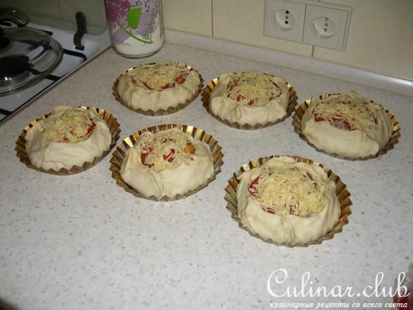 Домашняя мясная пицца